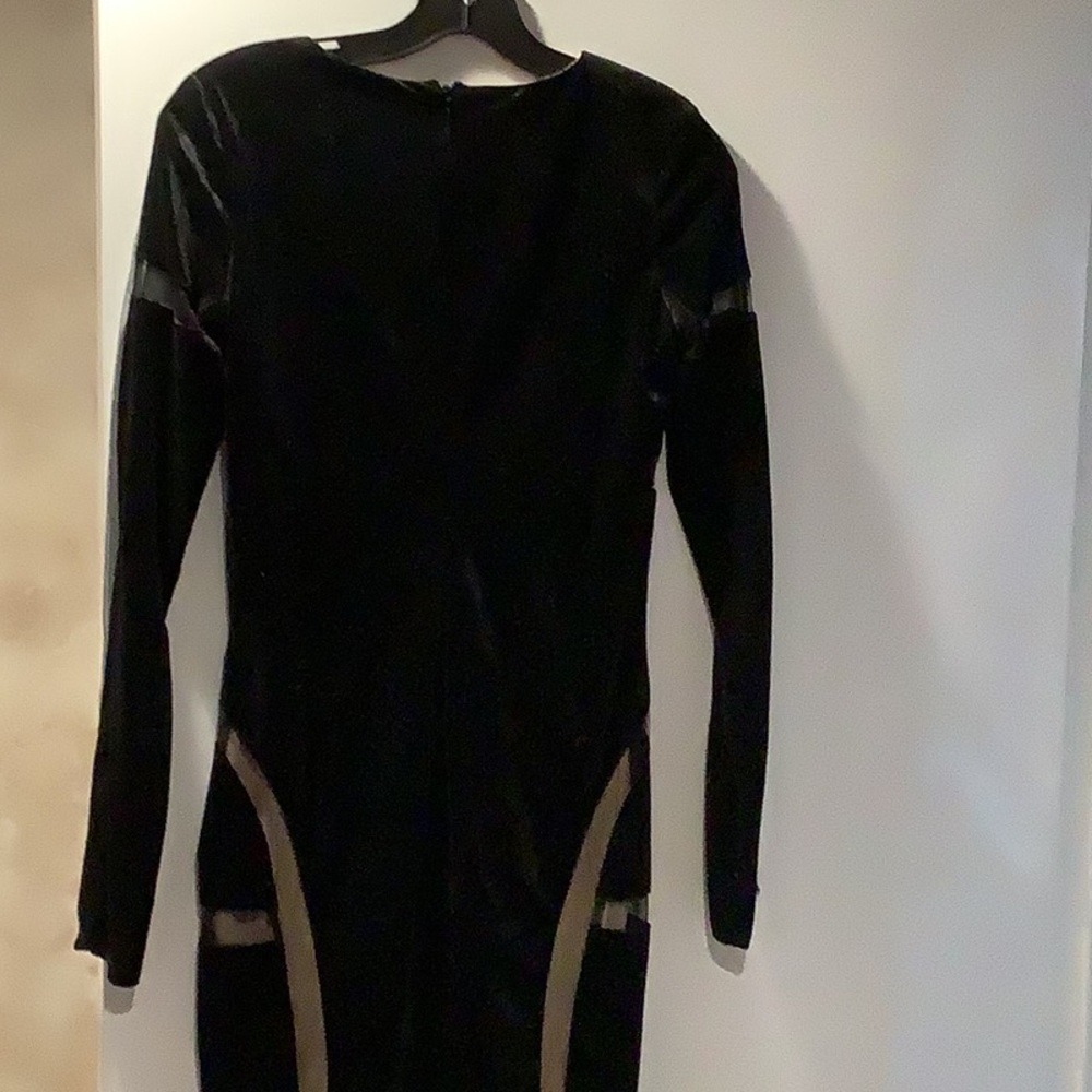 4/$12 beautiful velvet dress - Picture 3 of 3